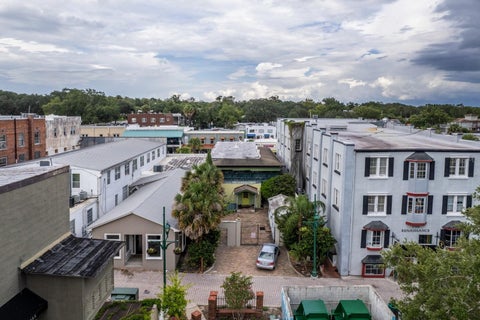 Tiny photo for 427 N Donnelly Street, Mount Dora, FL 32757 (MLS # G5116312)