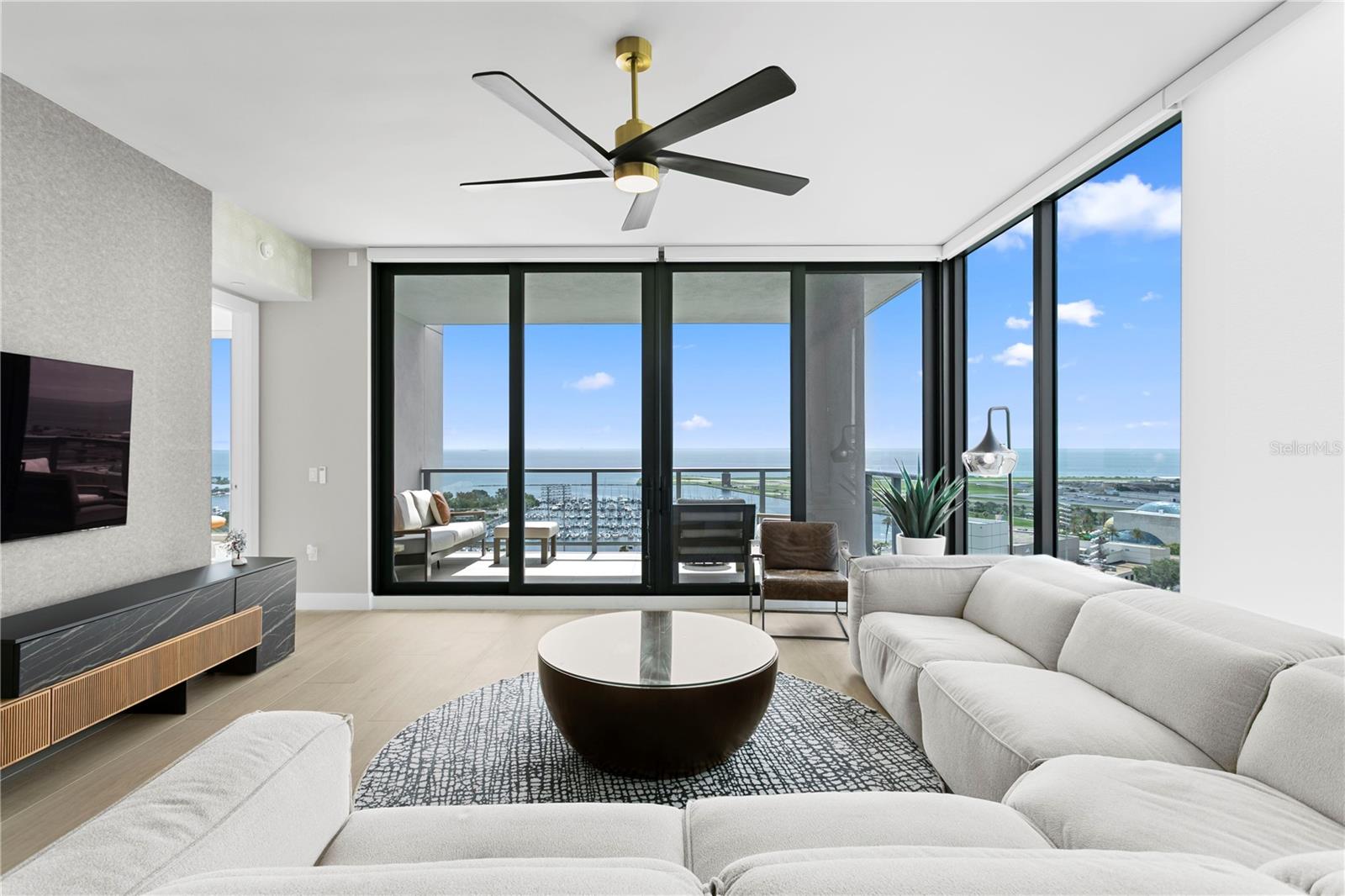 SALTAIRE ST PETERSBURG - Residential