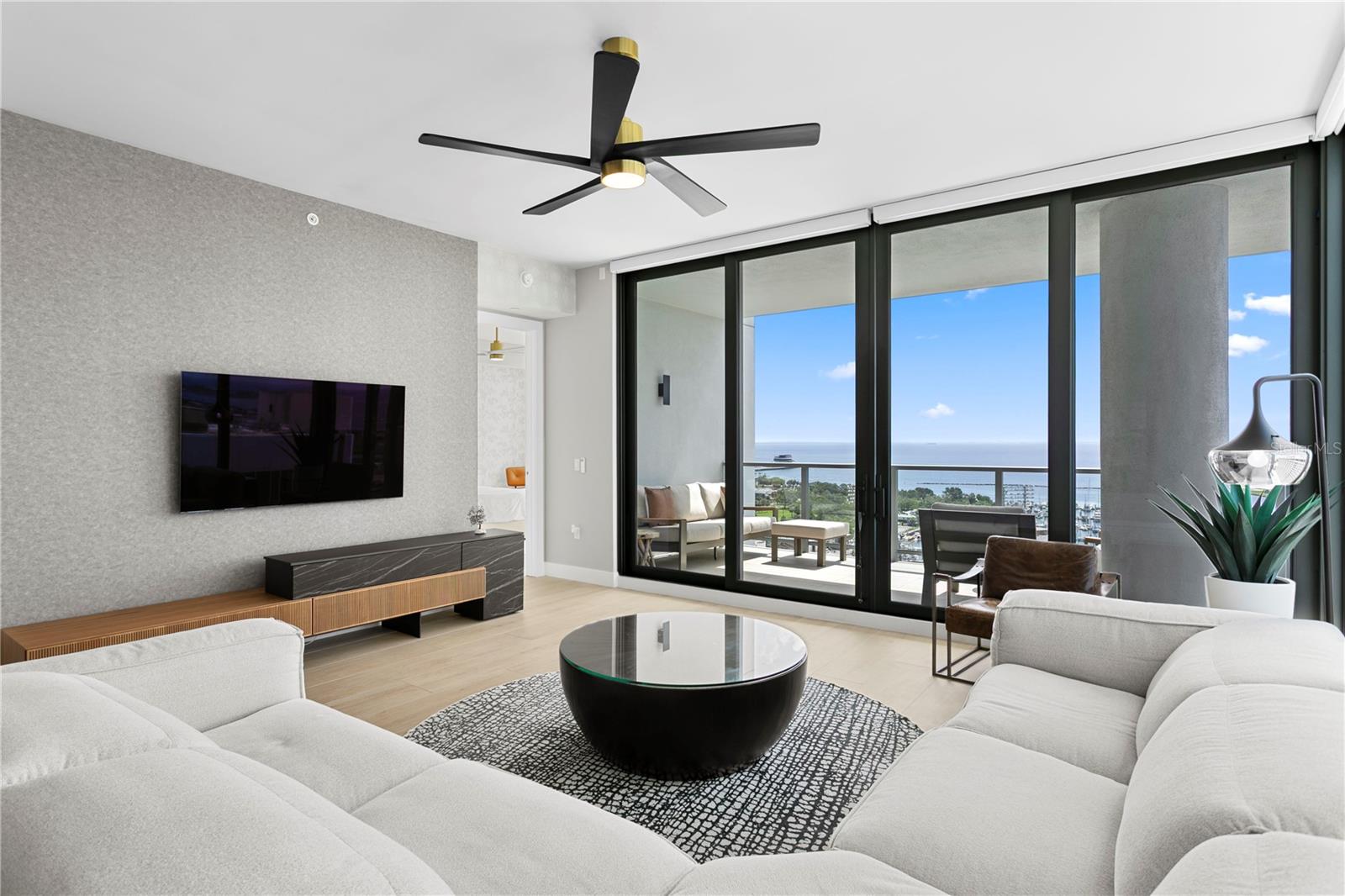 SALTAIRE ST PETERSBURG - Residential