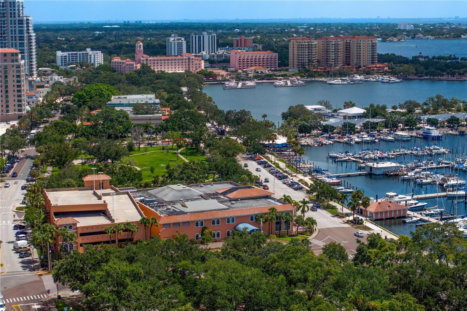 SALTAIRE ST PETERSBURG - Residential
