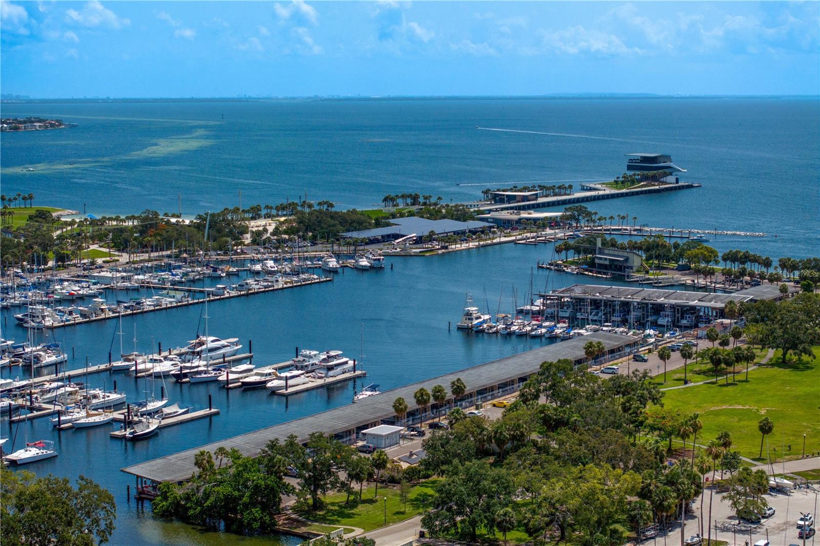 SALTAIRE ST PETERSBURG - Residential