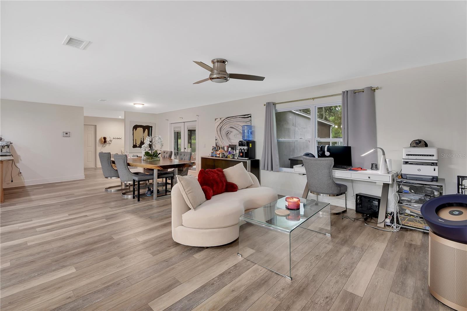 400 FOOTHILL FARMS ROAD