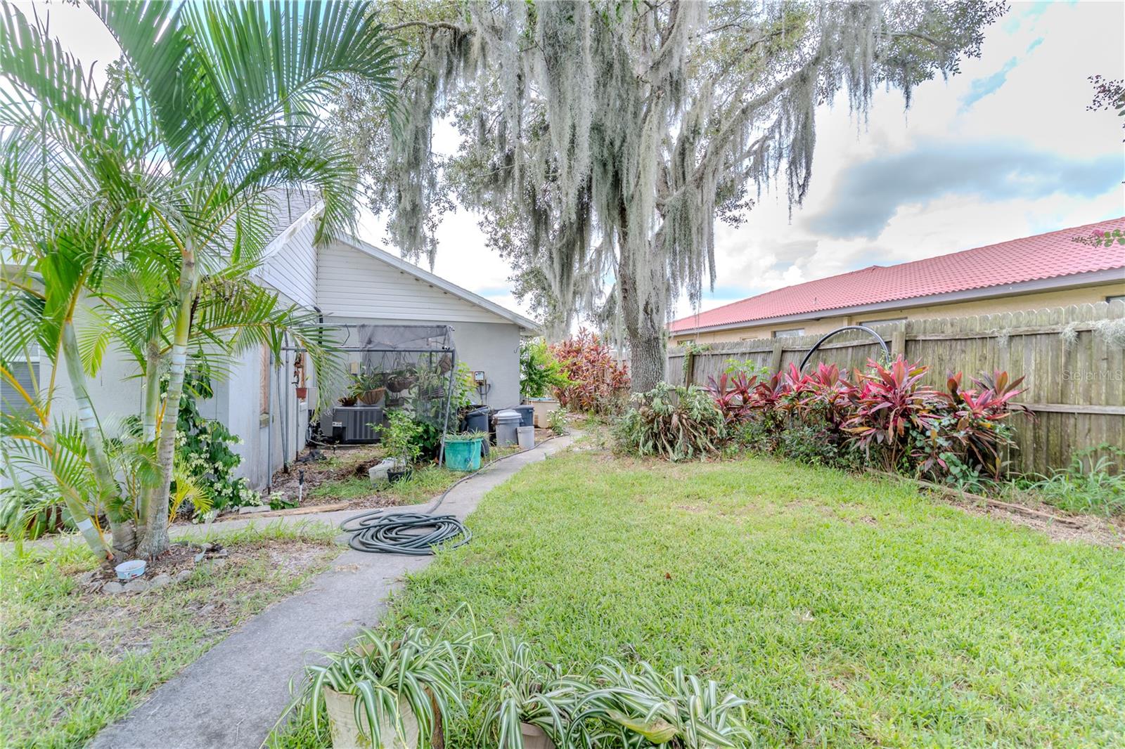 HORTONS LANDING ADD - Residential