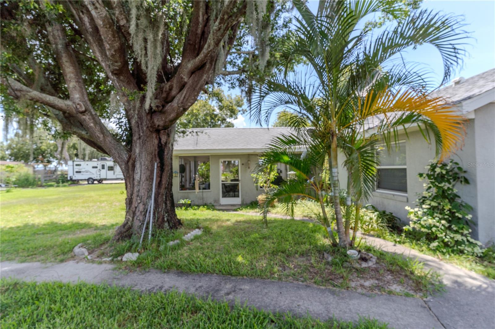 HORTONS LANDING ADD - Residential