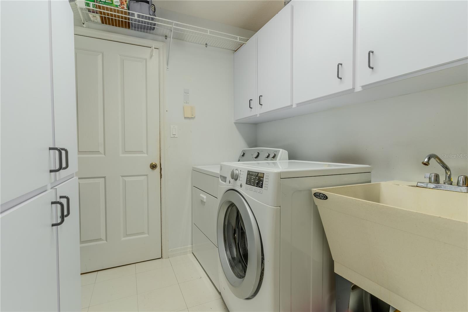 HORTONS LANDING ADD - Residential