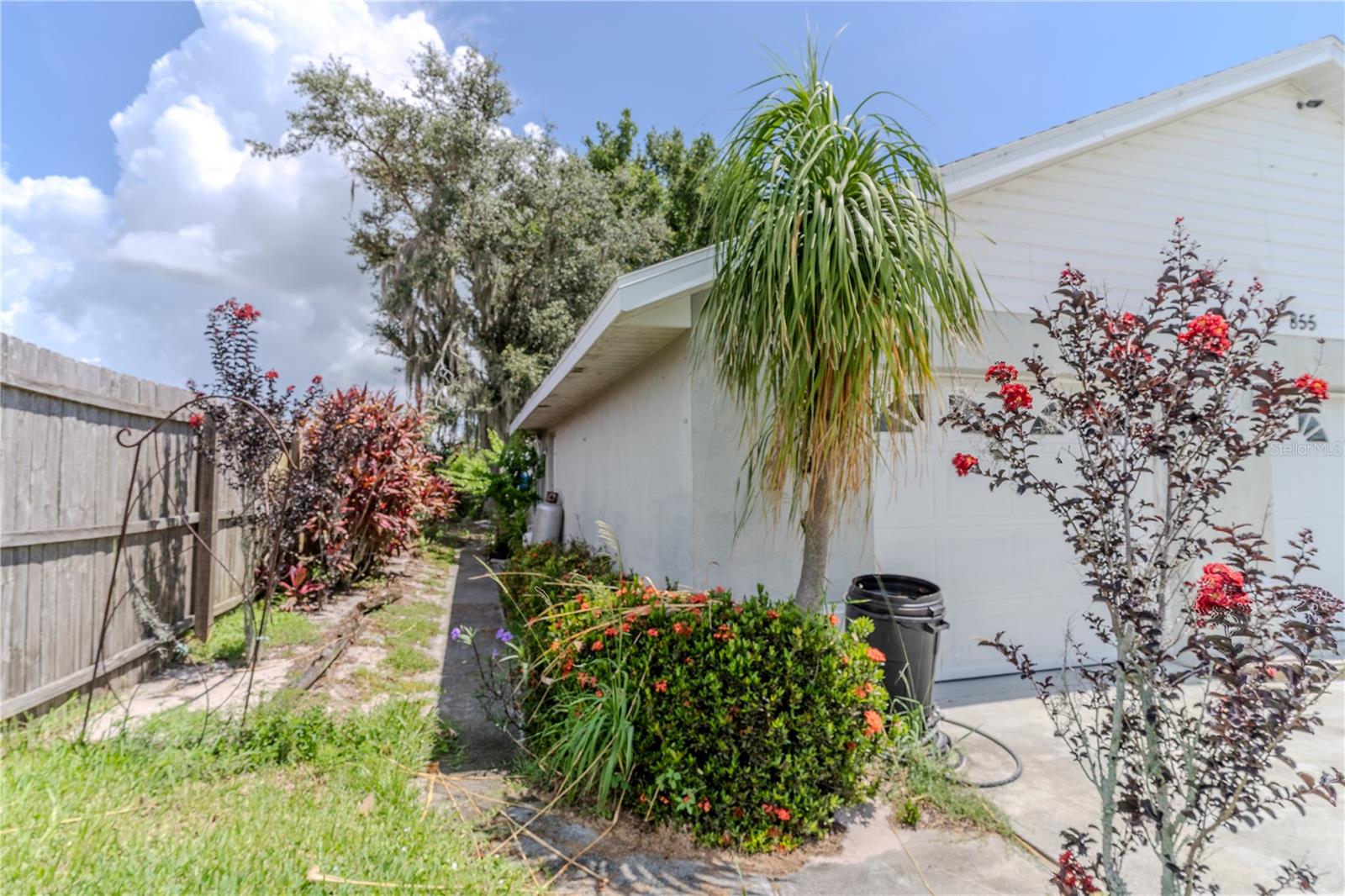 HORTONS LANDING ADD - Residential