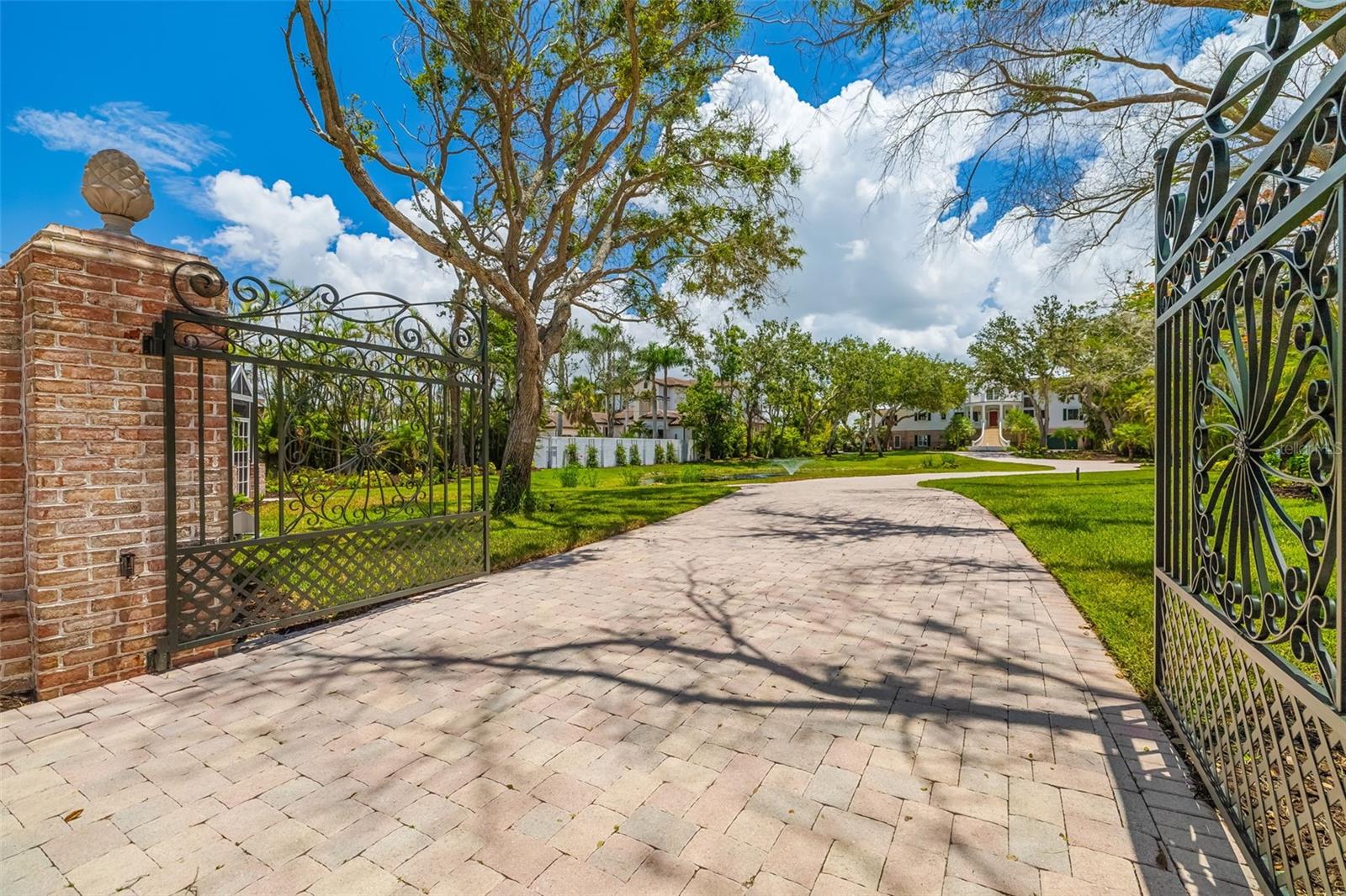 8585 MIDNIGHT PASS ROAD