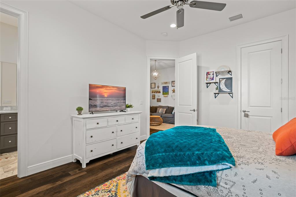 ISLES OF LAKE HANCOCK - Residential