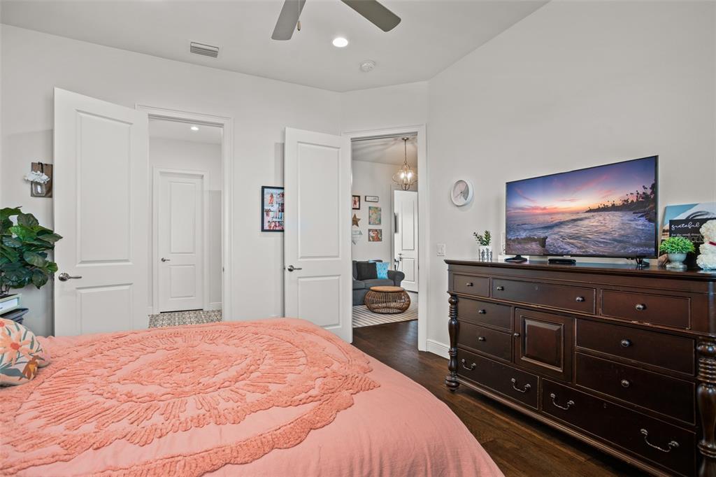 ISLES OF LAKE HANCOCK - Residential