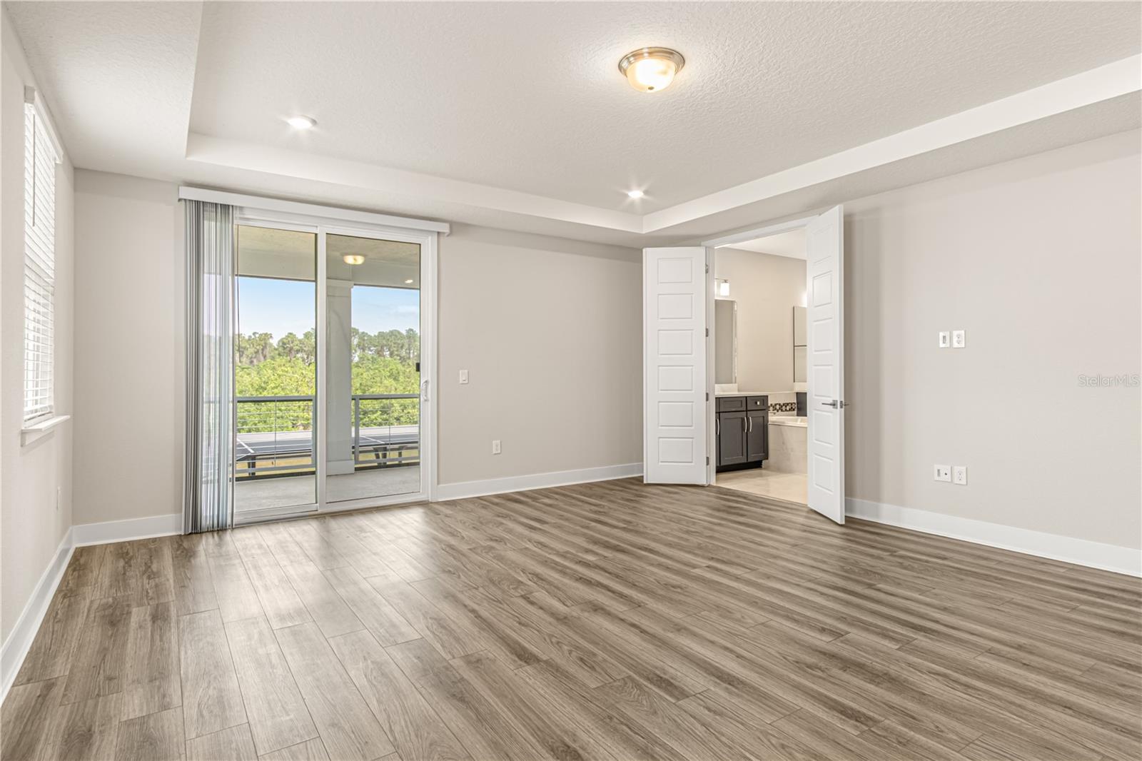 SAND LAKE SOUND - Residential