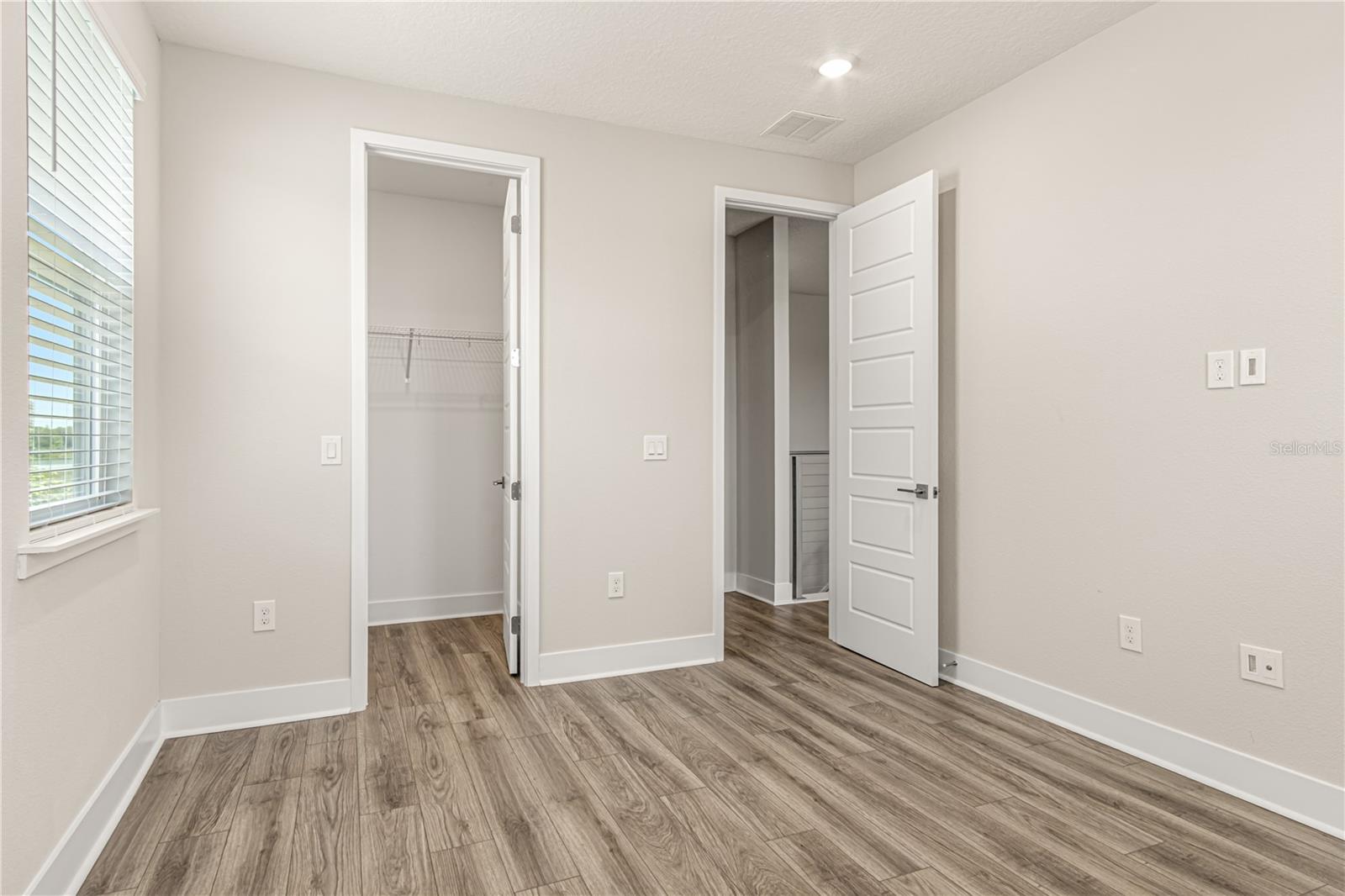 SAND LAKE SOUND - Residential