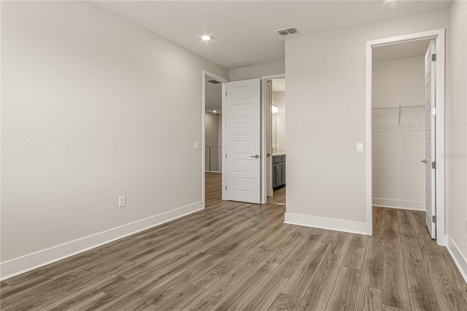 SAND LAKE SOUND - Residential
