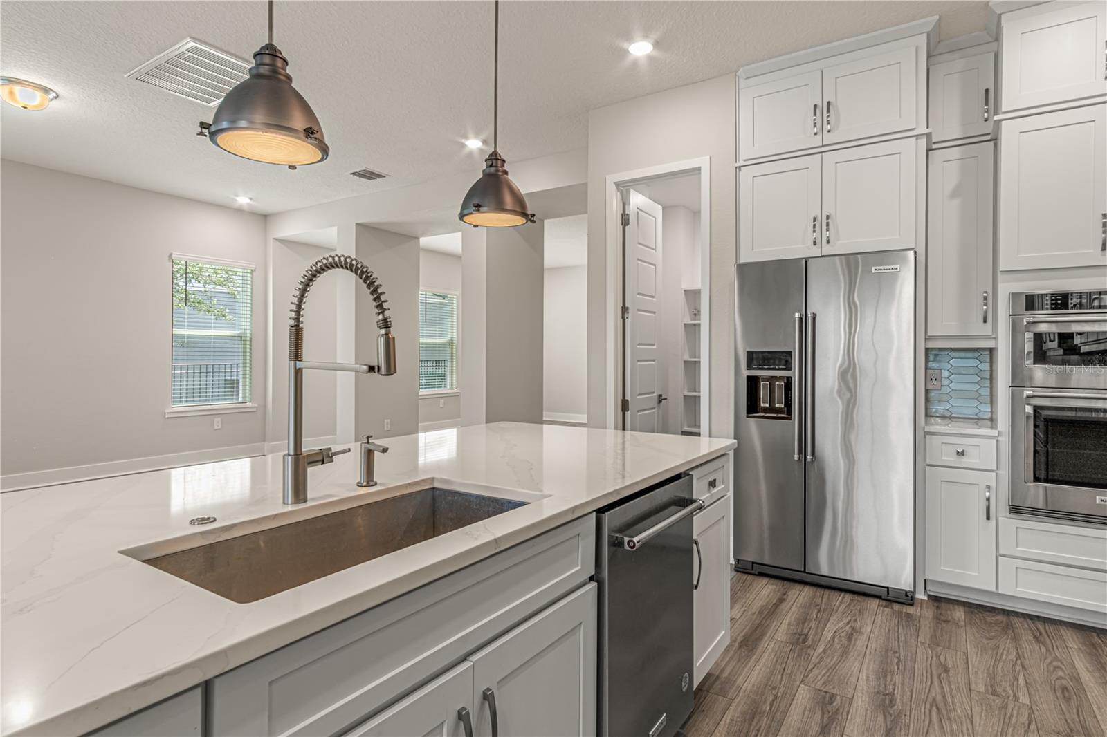 SAND LAKE SOUND - Residential