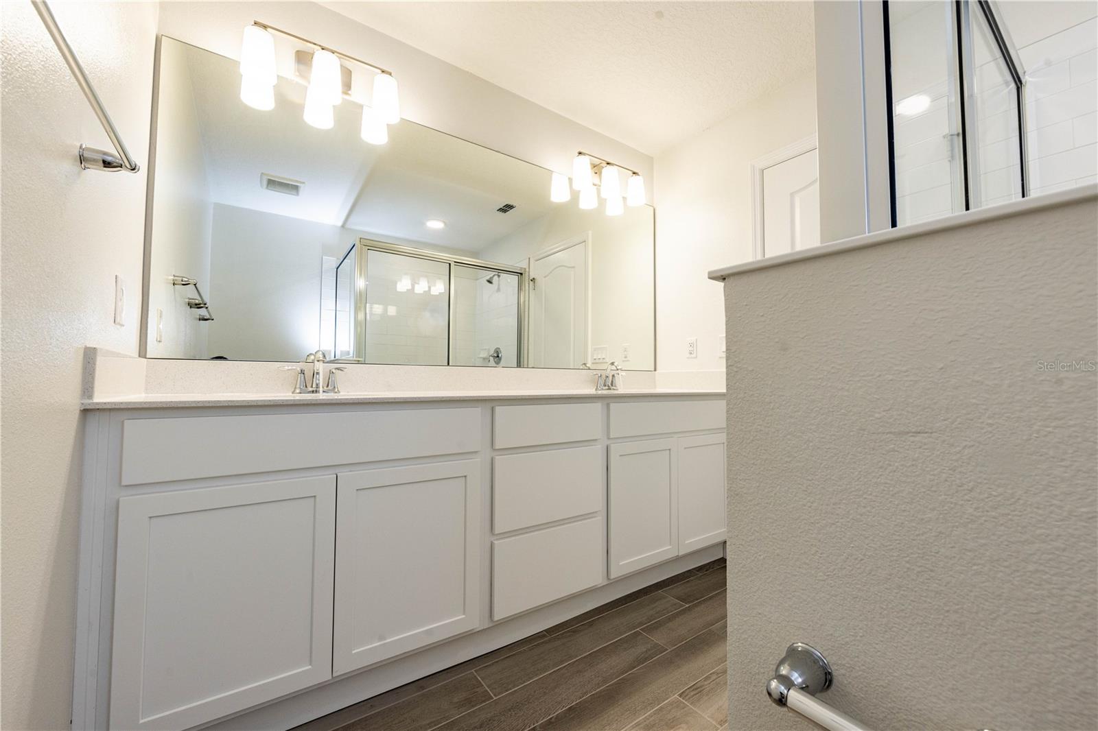 TOWNS AT NARCOOSSEE COMMONS - Residential