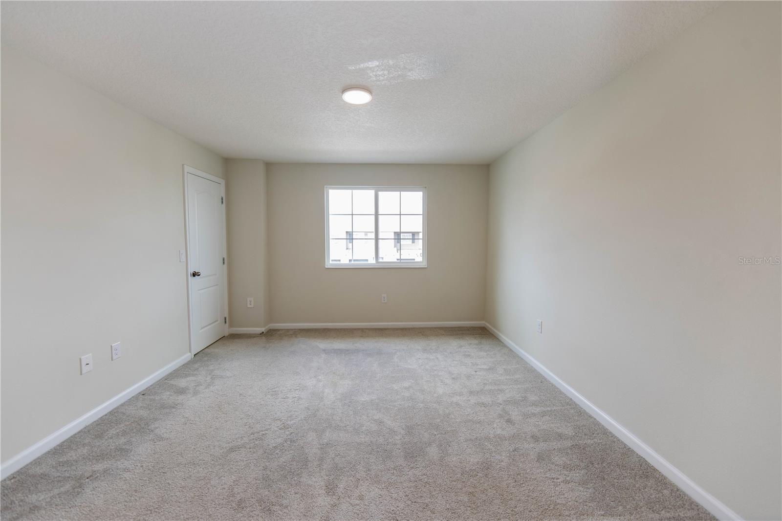 TOWNS AT NARCOOSSEE COMMONS - Residential