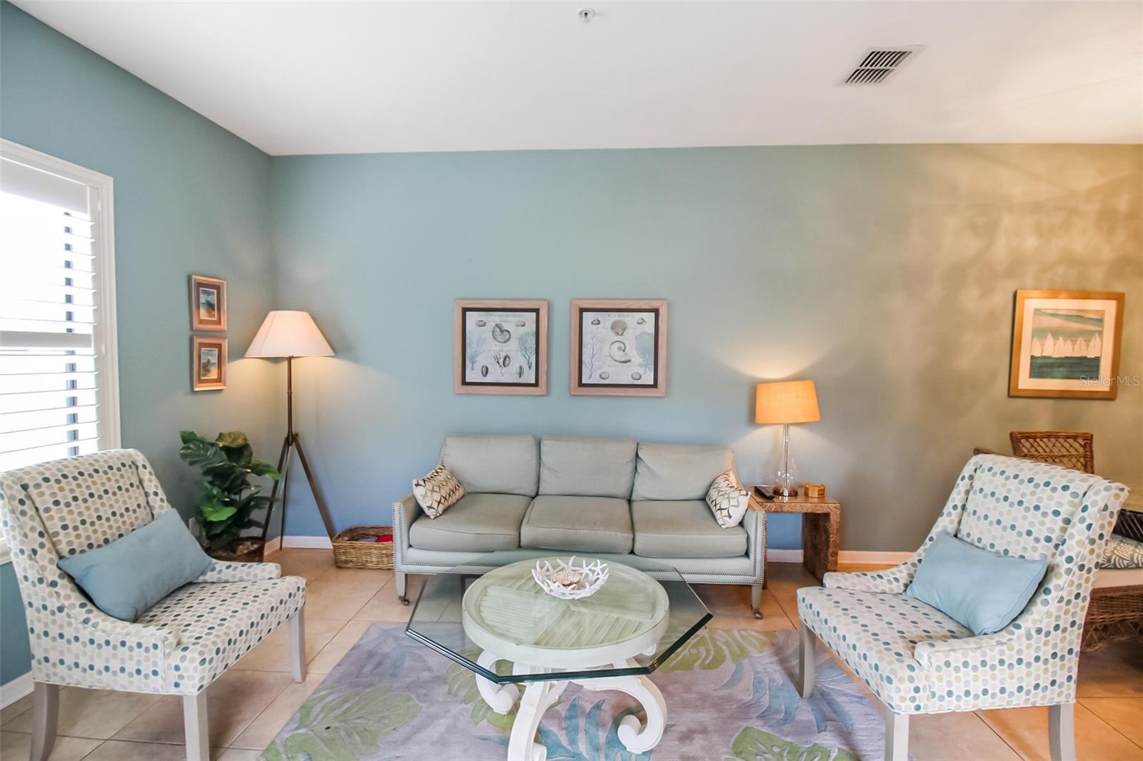 PALMA SOLA TRACE - Residential Lease