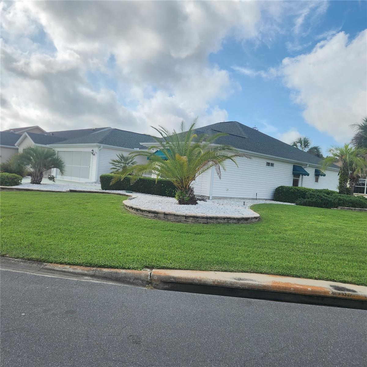814 SANTA RITA WAY