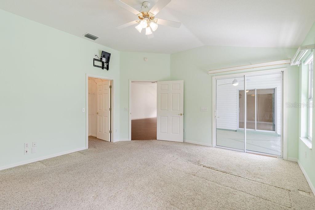 VILLAGES LADY LAKE UNIT 24 - Residential
