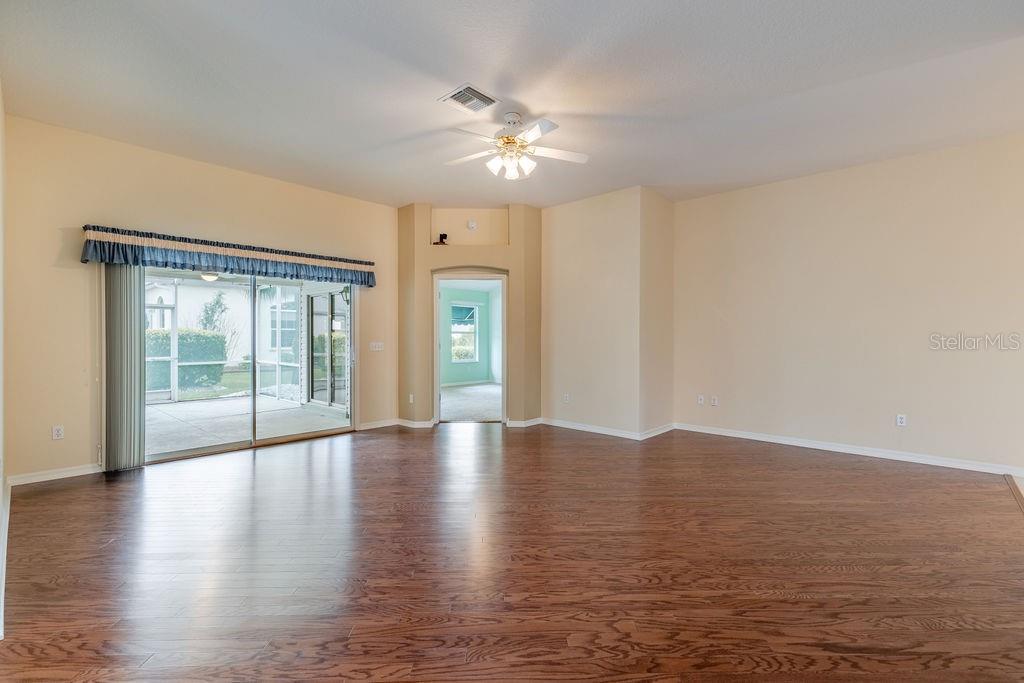 VILLAGES LADY LAKE UNIT 24 - Residential