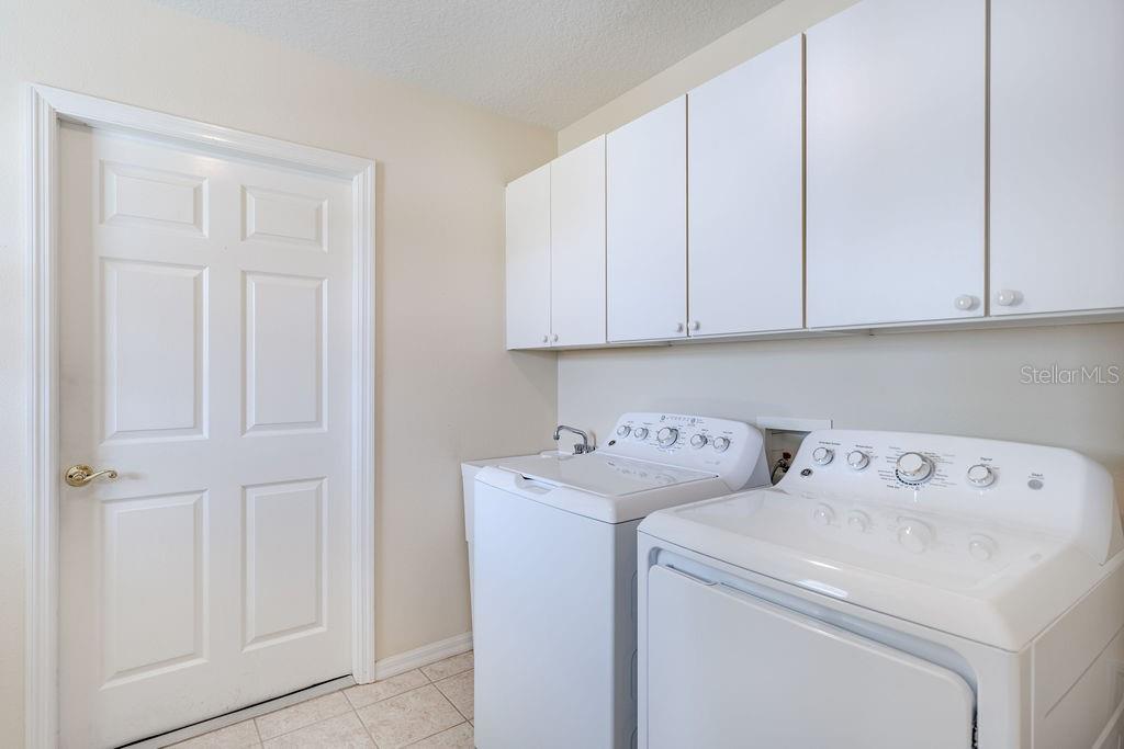 VILLAGES LADY LAKE UNIT 24 - Residential