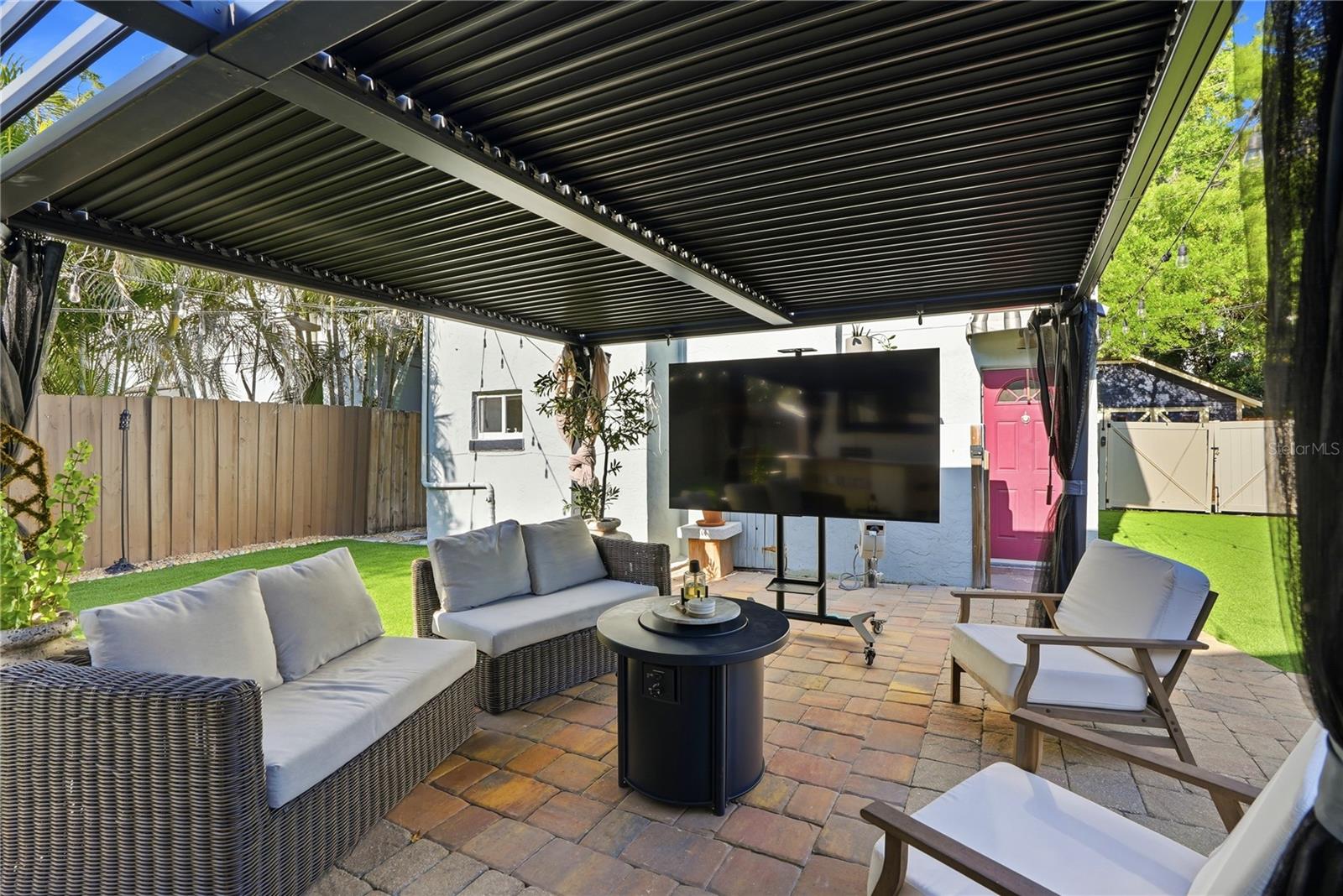 EDINA GARDEN OF EDEN - Residential