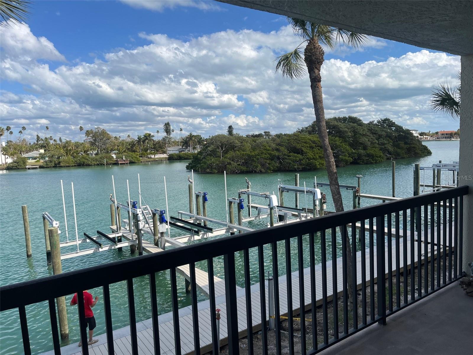 MARINA BAY OF ST PETERSBURG BEACH - Residential