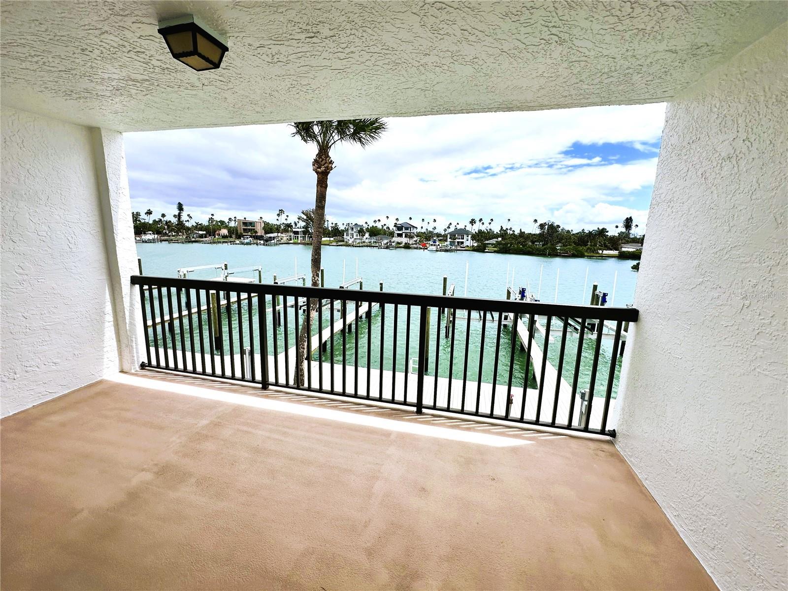 MARINA BAY OF ST PETERSBURG BEACH - Residential