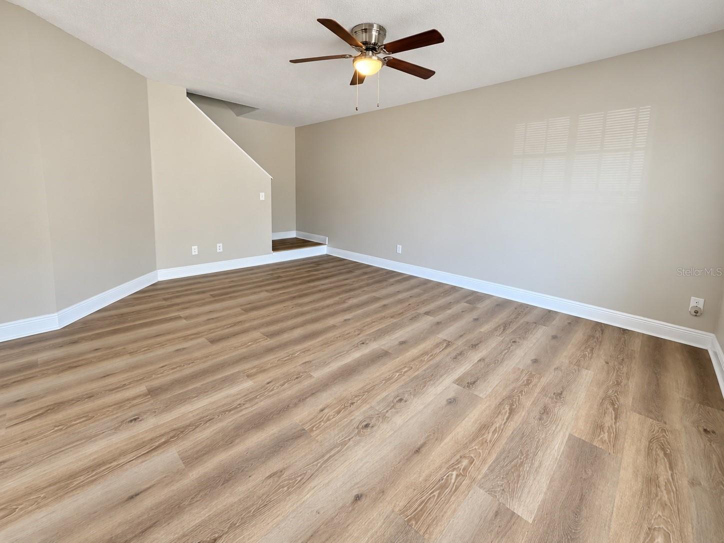 7338 E BANK DRIVE