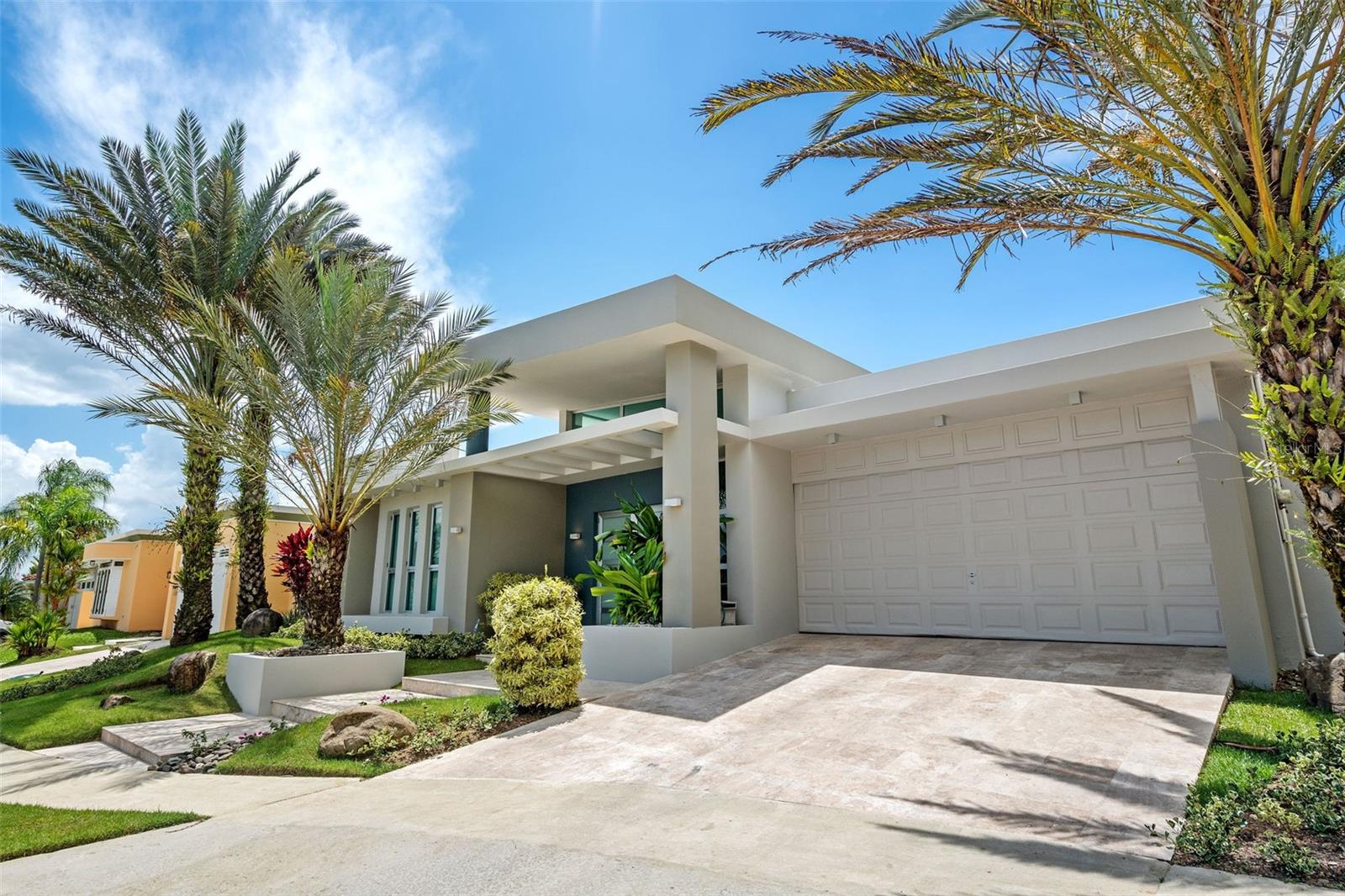PASEO SAN JUAN - Residential