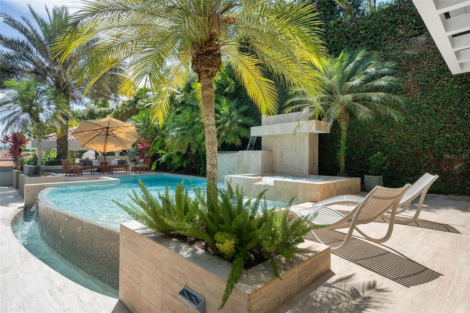 PASEO SAN JUAN - Residential