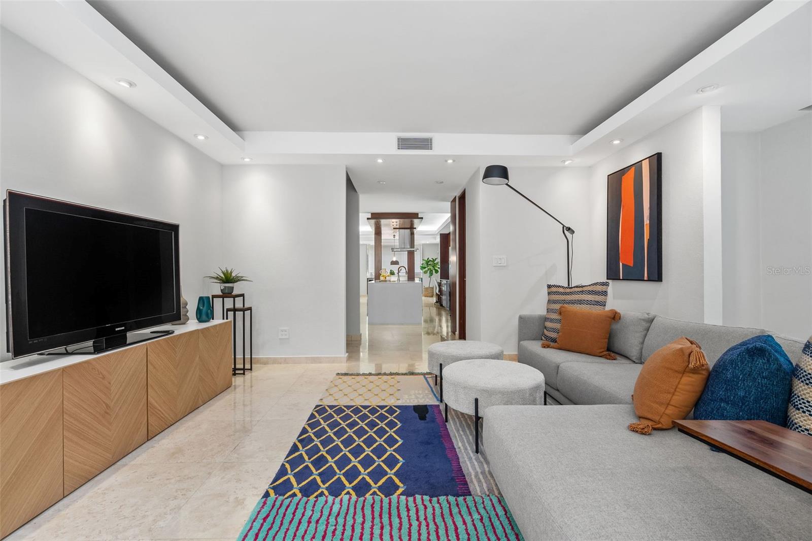 PASEO SAN JUAN - Residential