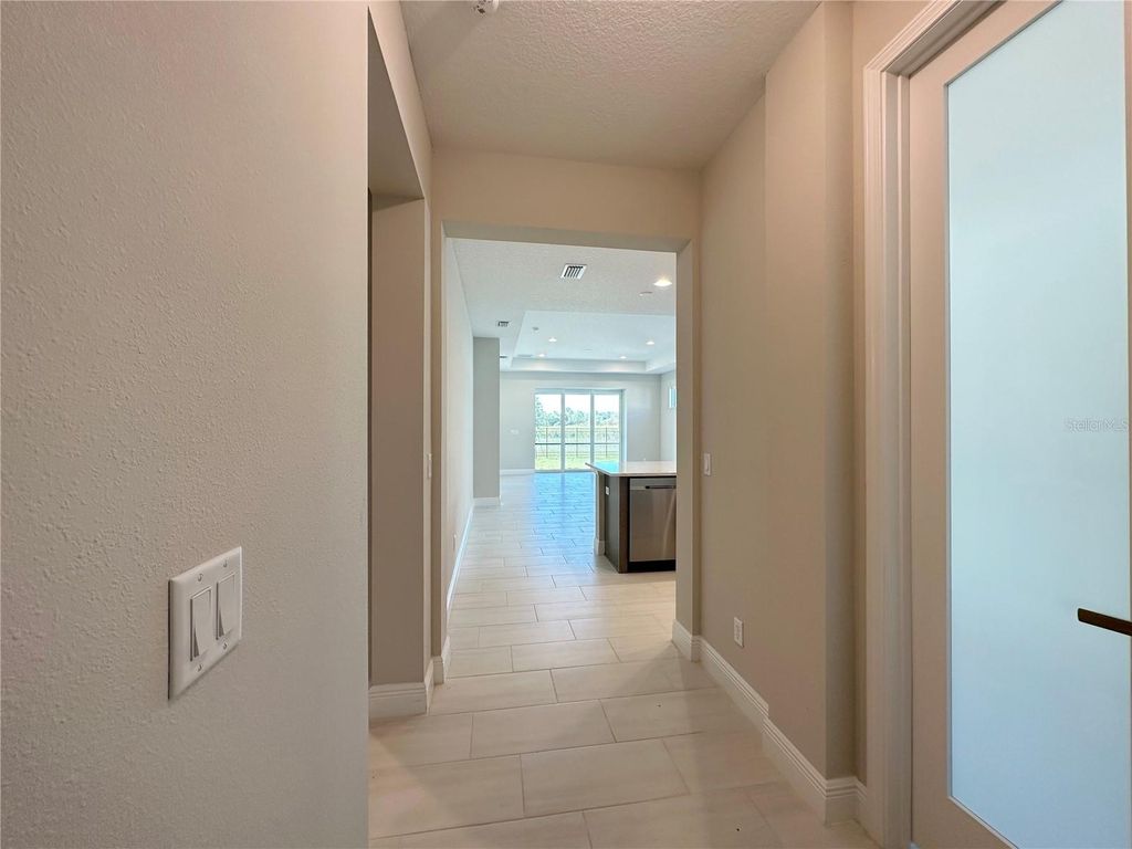 Photo of 10716 Klee Avenue, Bradenton, FL 34212 (MLS # A4666709)