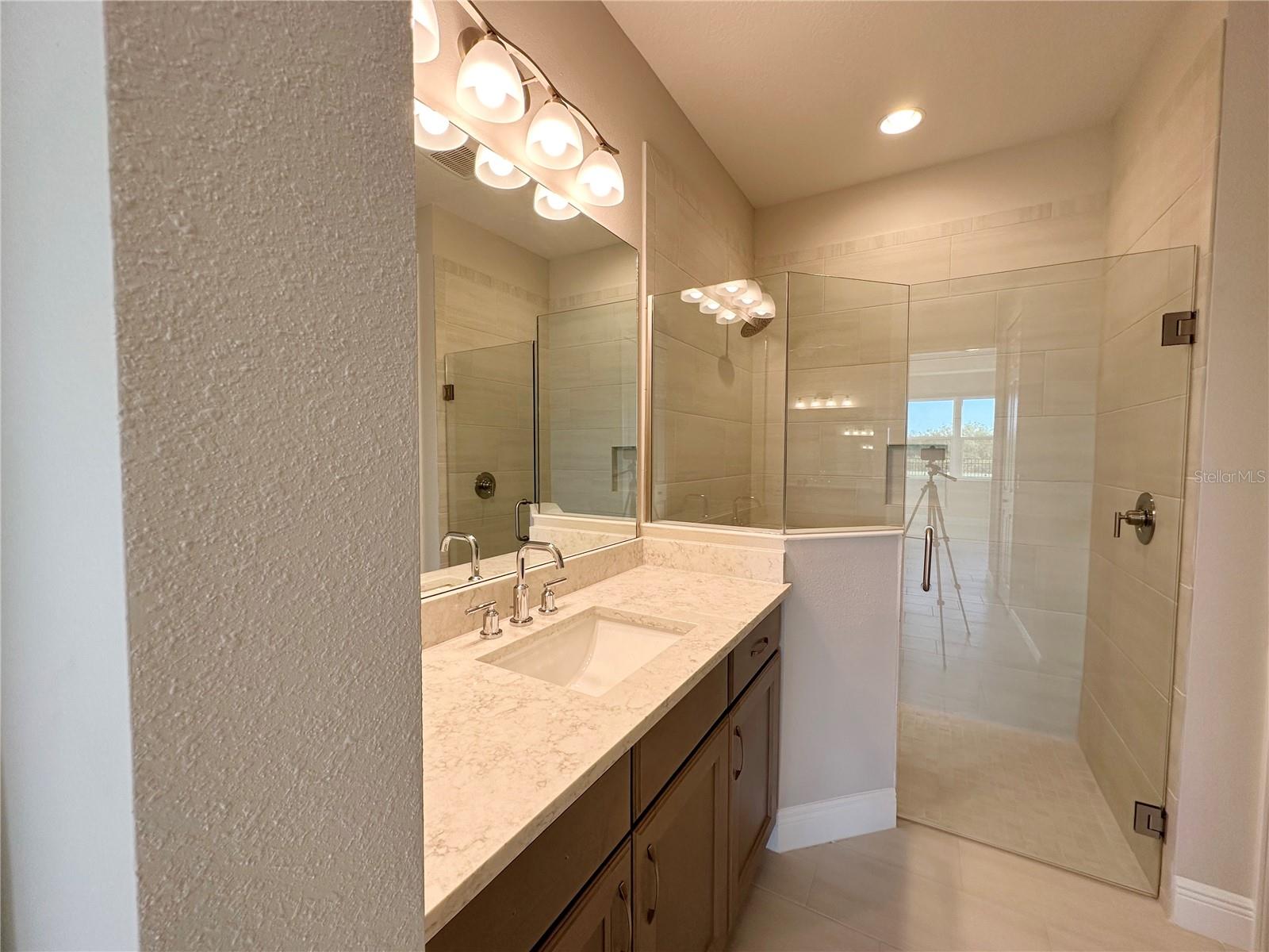 WATERCOLOR PLACE I - Residential