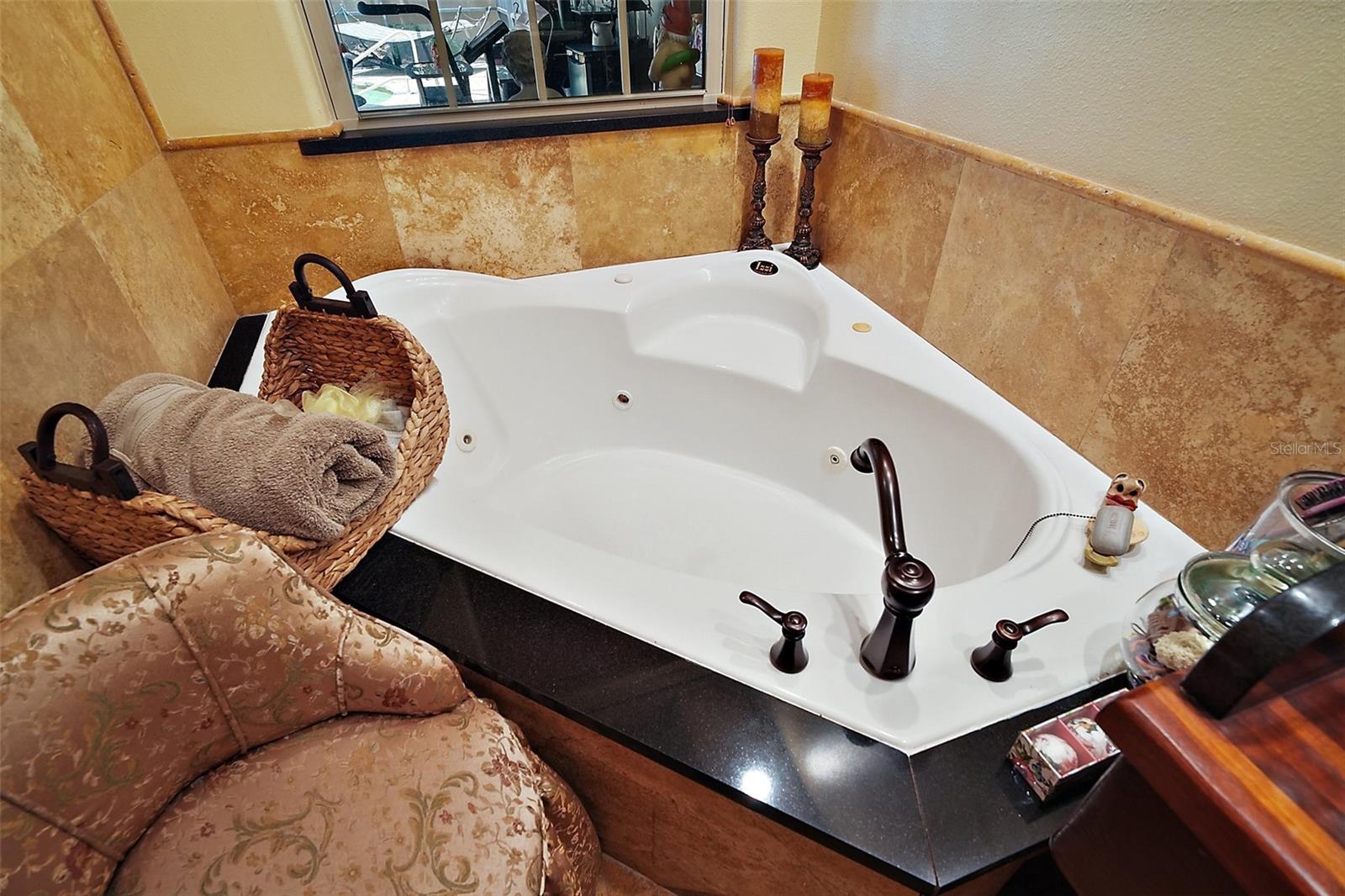 HOWEY PALM GARDENS - Residential