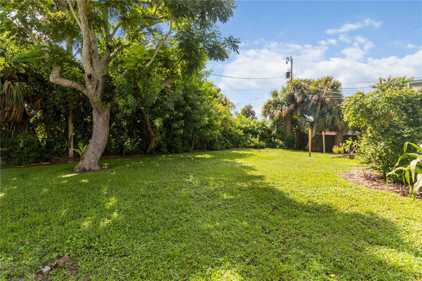 NORTH PORT ST JOHN UNIT 01 - Residential