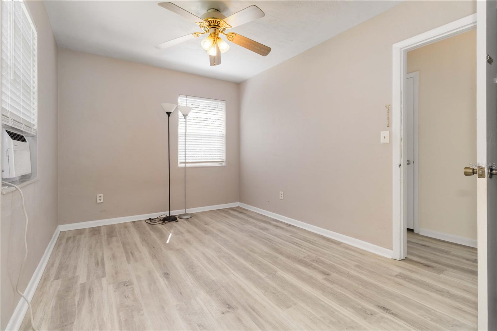 NORTH PORT ST JOHN UNIT 01 - Residential