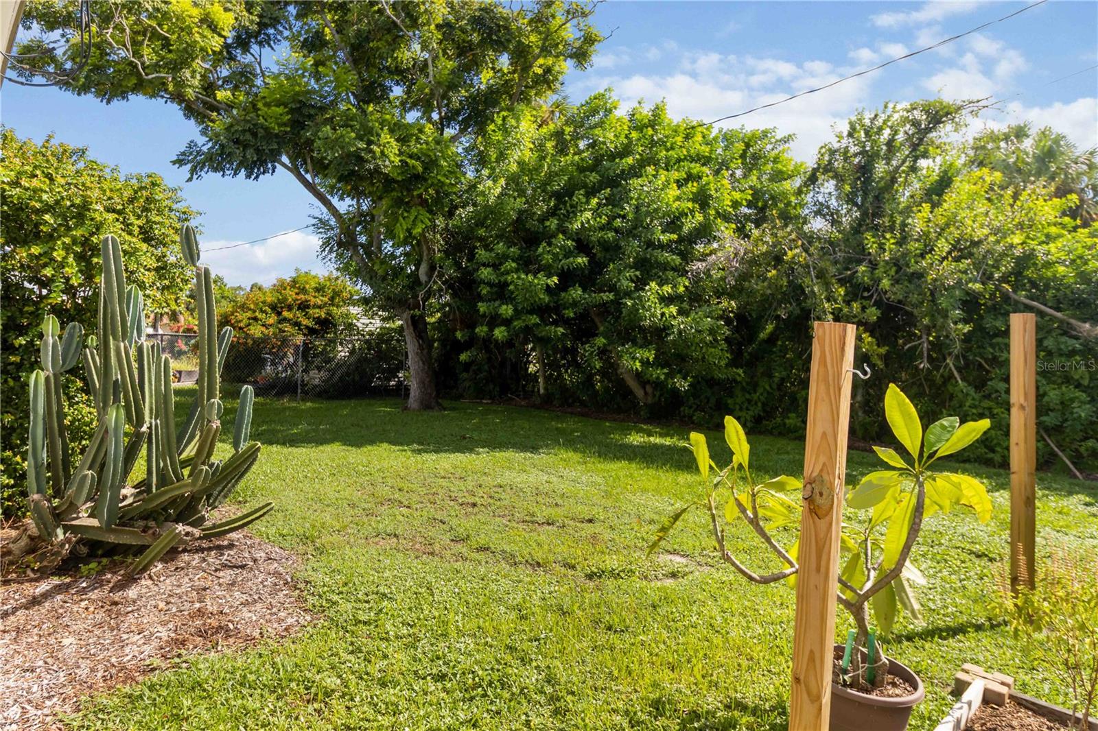 NORTH PORT ST JOHN UNIT 01 - Residential