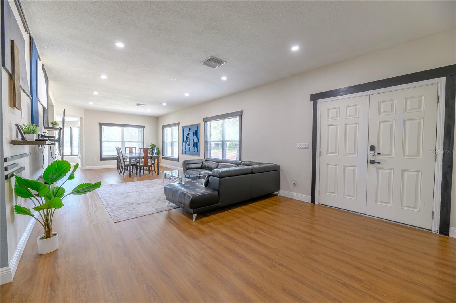 OAK ACRES - Residential