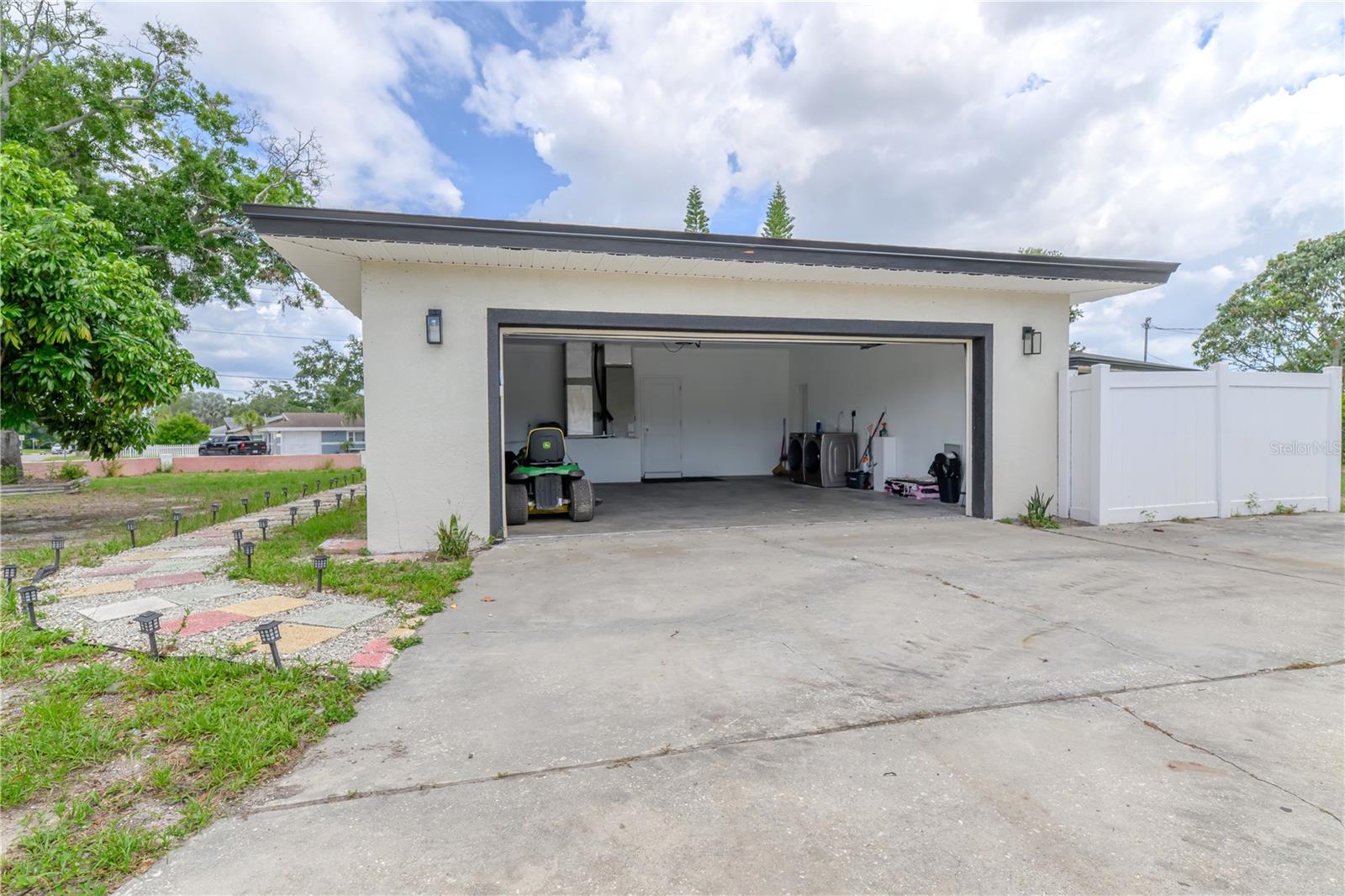 800 S KEENE ROAD