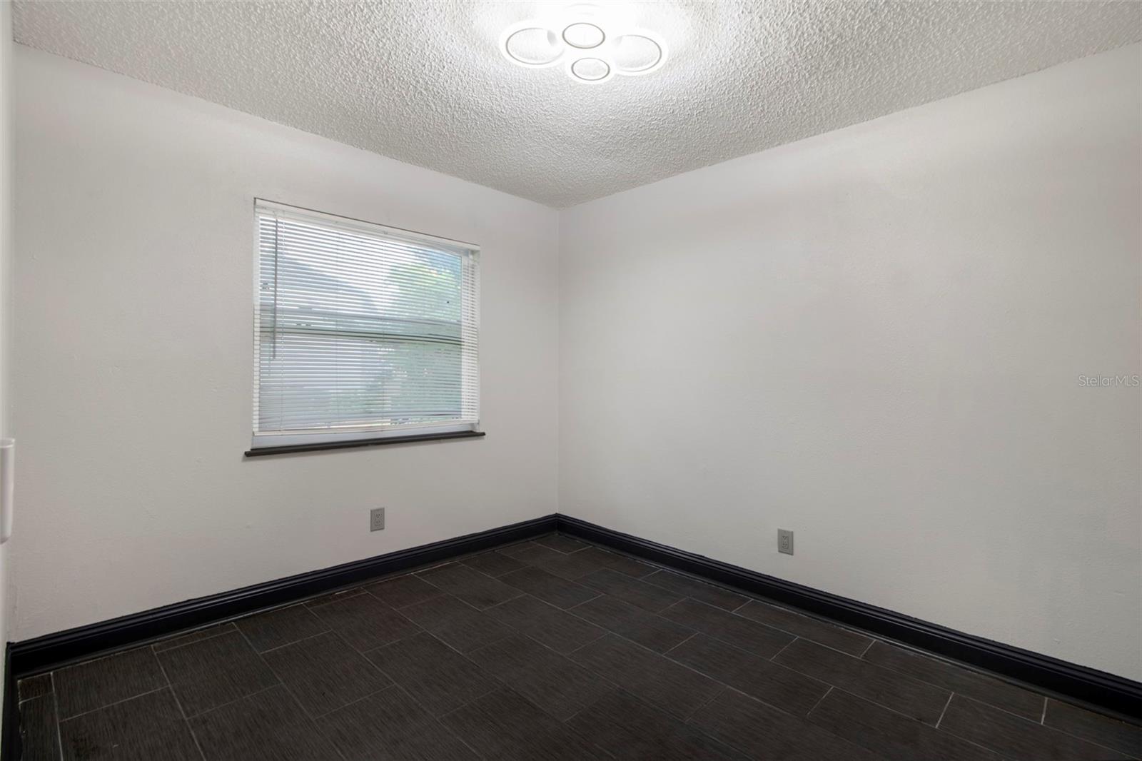 TEMPLE CREST UNIT 3 - Residential Income