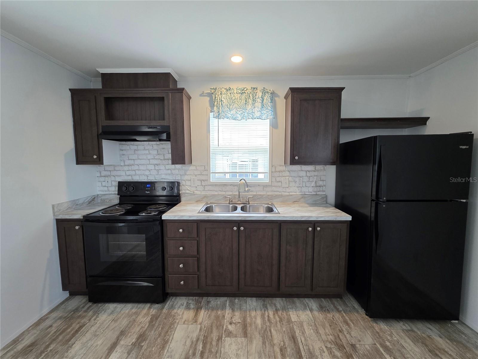 FAIR LANE ACRES - Residential