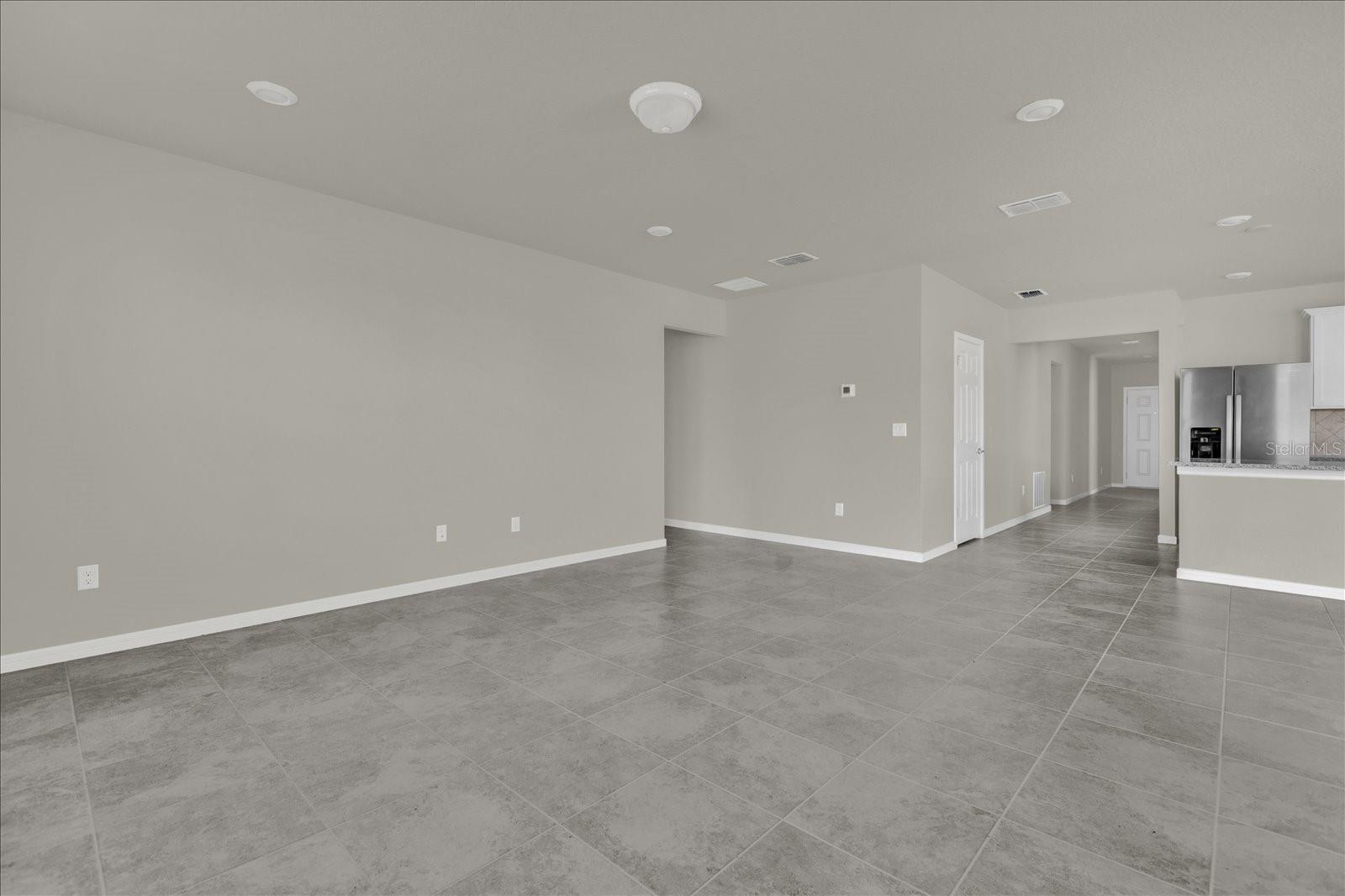 Photo 9 of 23 of 1612 ASPEN AVENUE house
