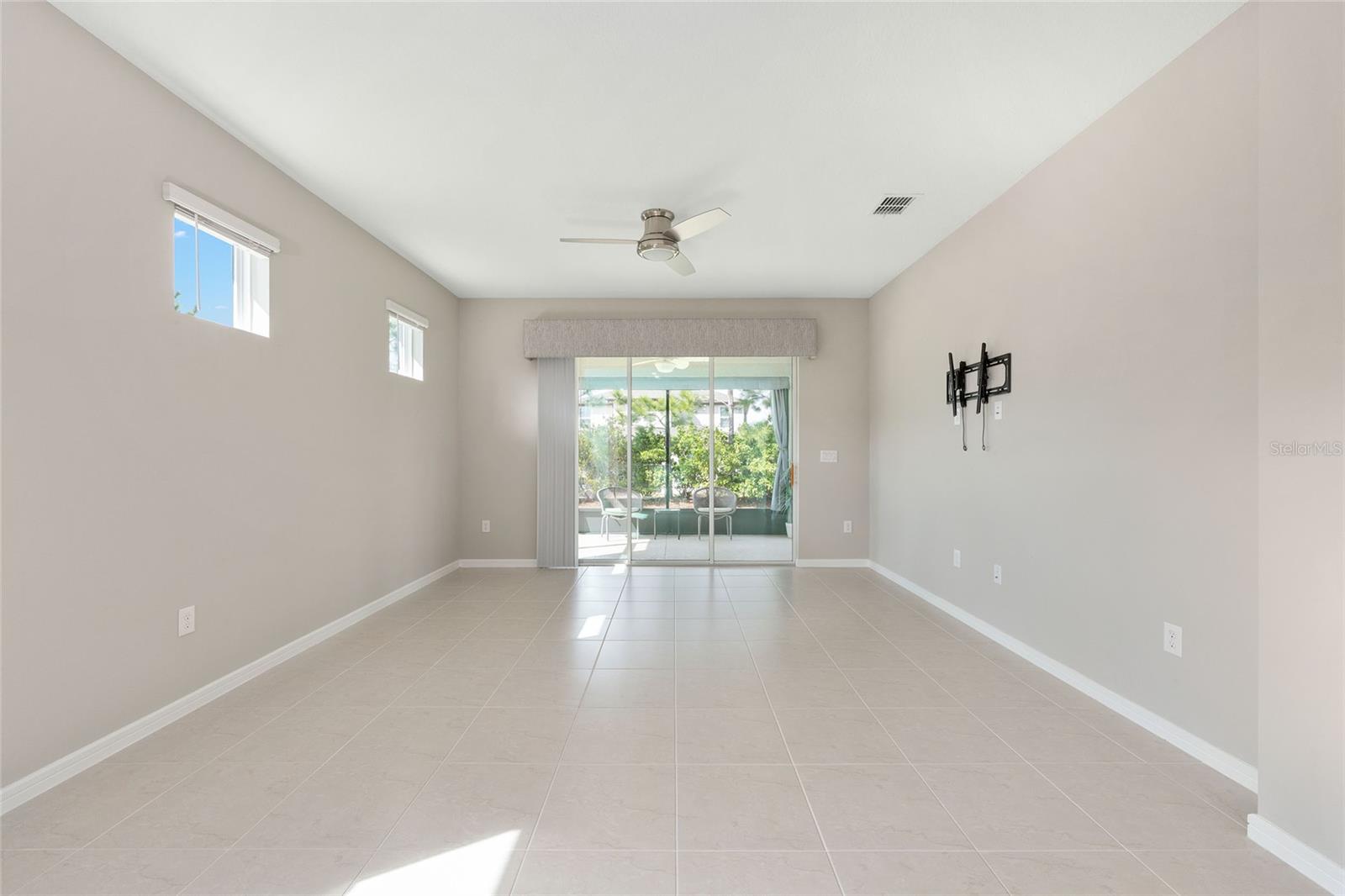 STONE CRK BY DEL WEBB NOTTINGH - Residential