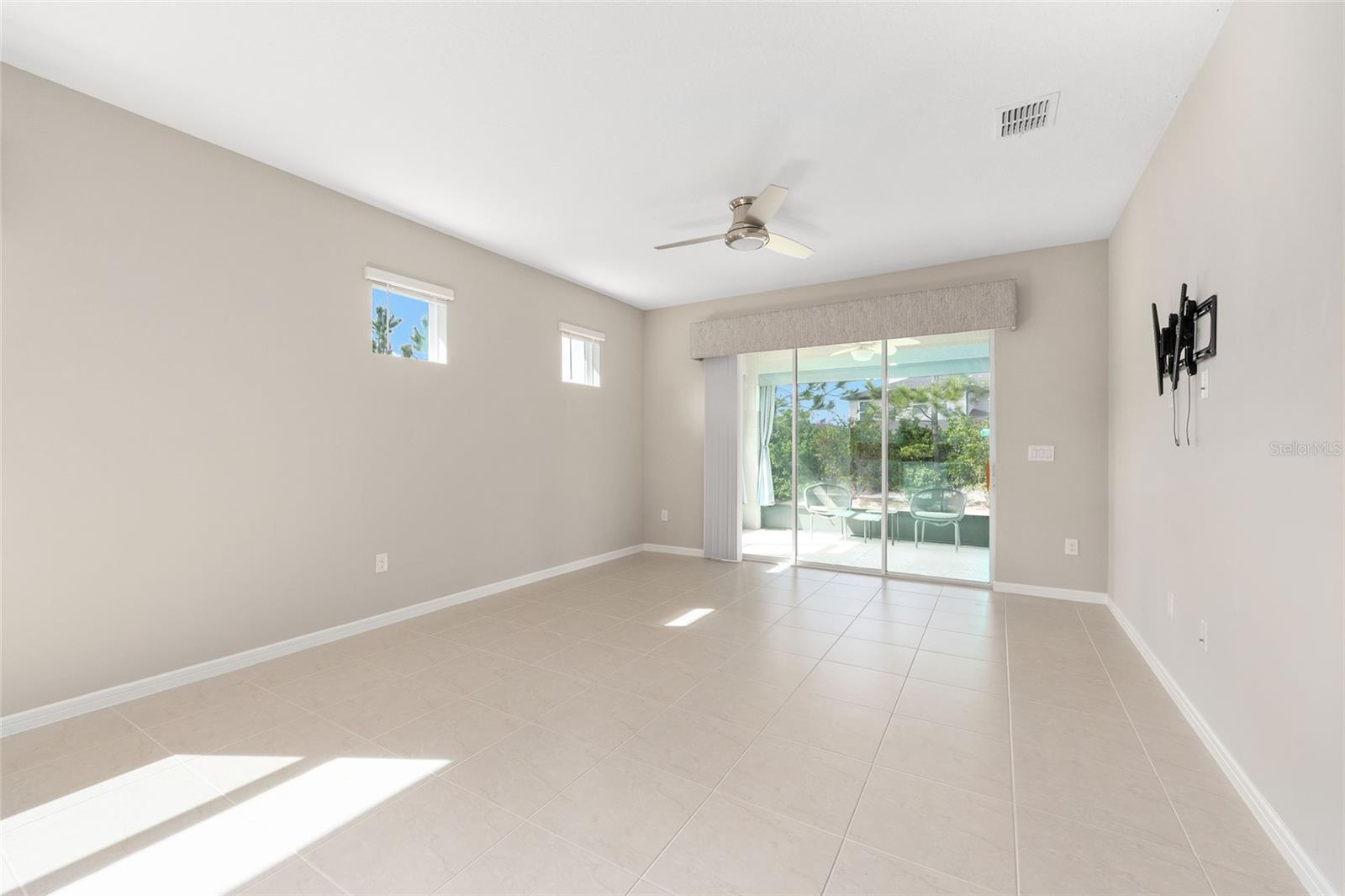 STONE CRK BY DEL WEBB NOTTINGH - Residential