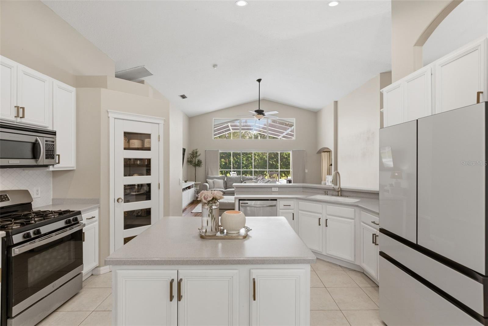 FISHHAWK RANCH PH 2 PRCL - Residential