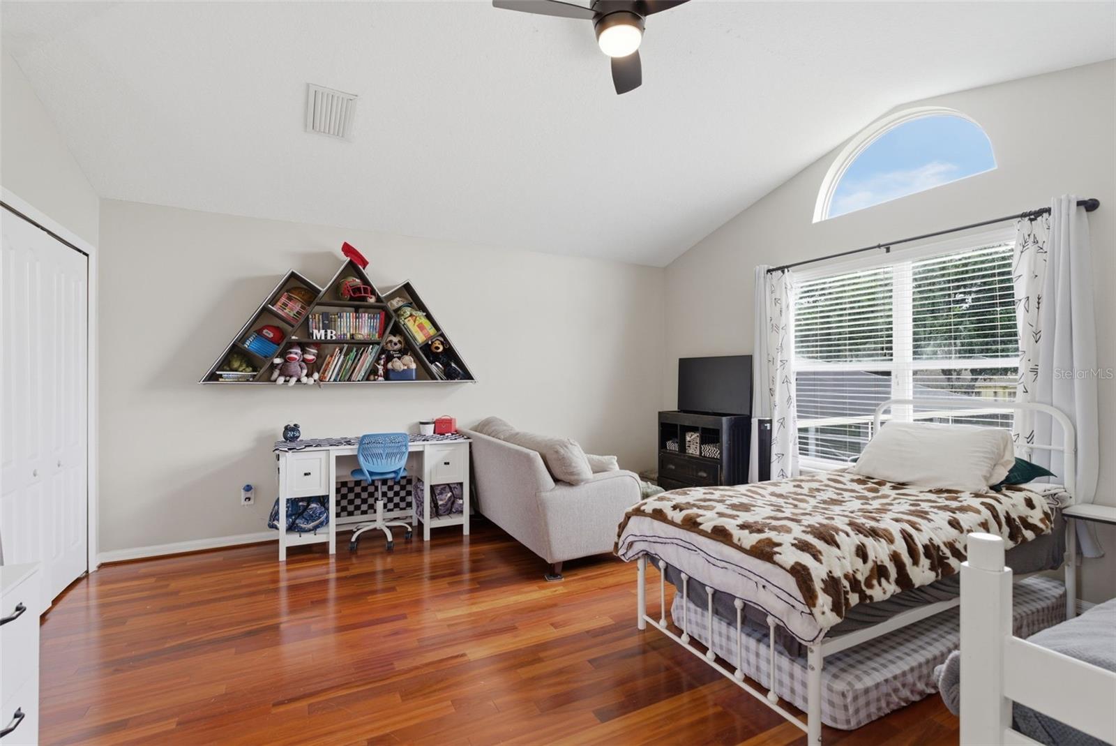 FISHHAWK RANCH PH 2 PRCL - Residential