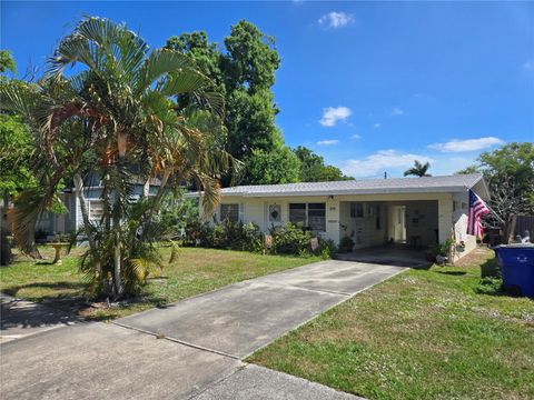 519 NEW YORK AVENUE ST CLOUD FL 34769