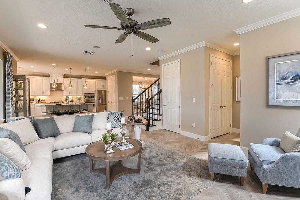 6916 PRAIRIE OAK WAY