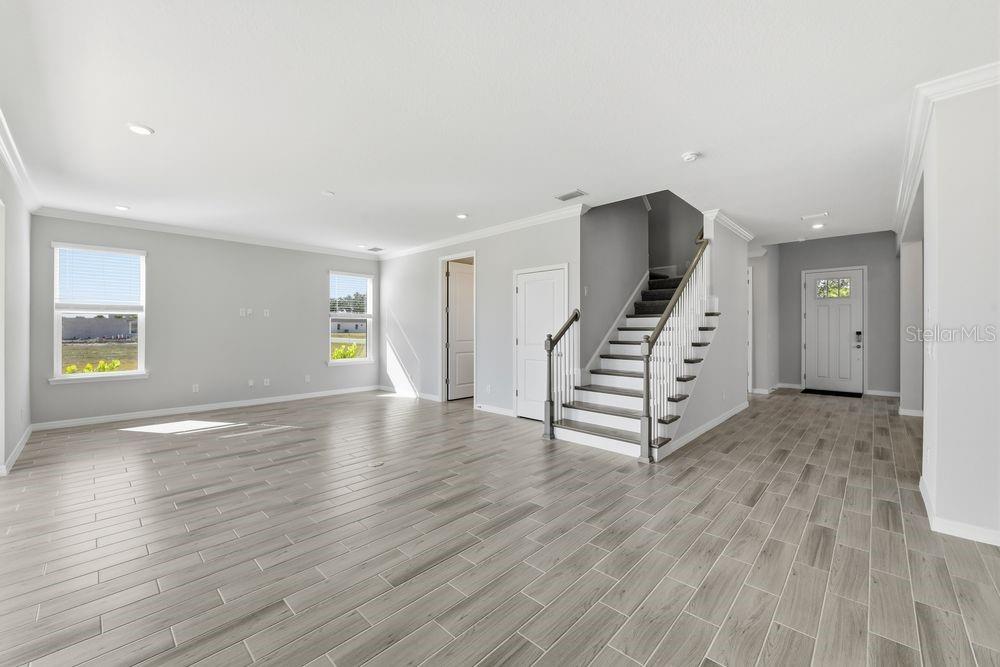 6916 PRAIRIE OAK WAY