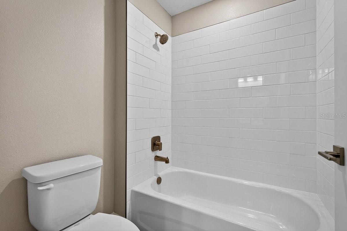 GRAY HAWK UN II - Residential